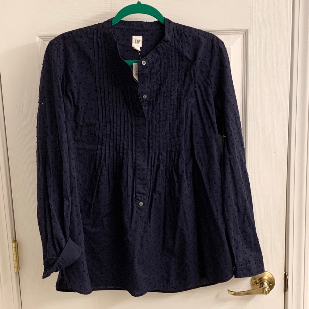 NWT Gap Swiss Dot button top